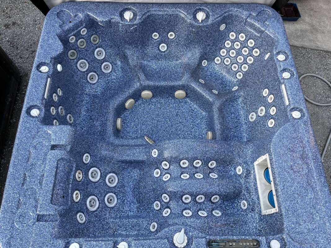 Dream Hot Tub and Spas Hot Tub and Spas